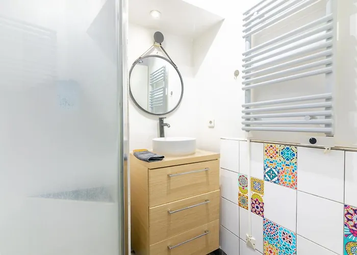 Apartamento Studio Republique Jemmapes Free Netflix