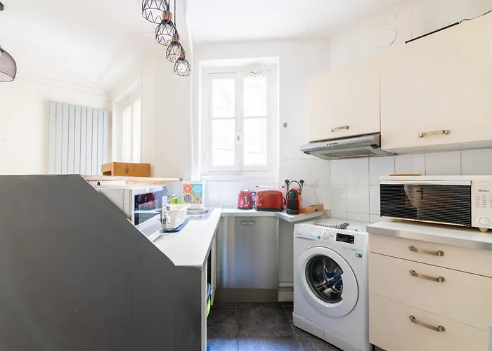 Studio Republique Jemmapes Free Netflix Apartamento París