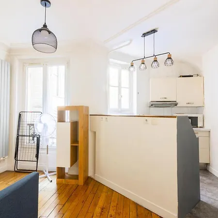 Studio Republique Jemmapes Free Netflix Apartamento *